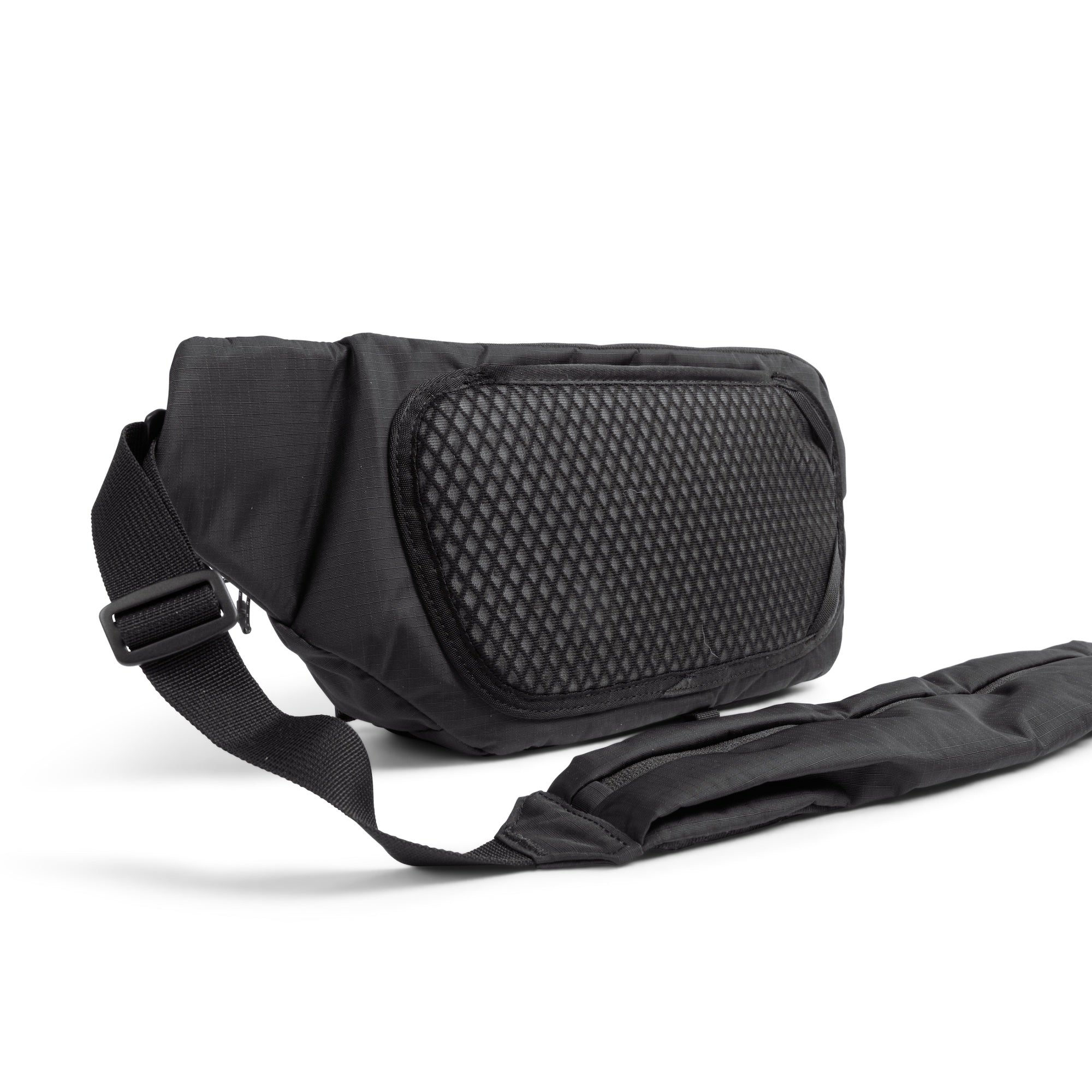 Balance 7L Camera Sling